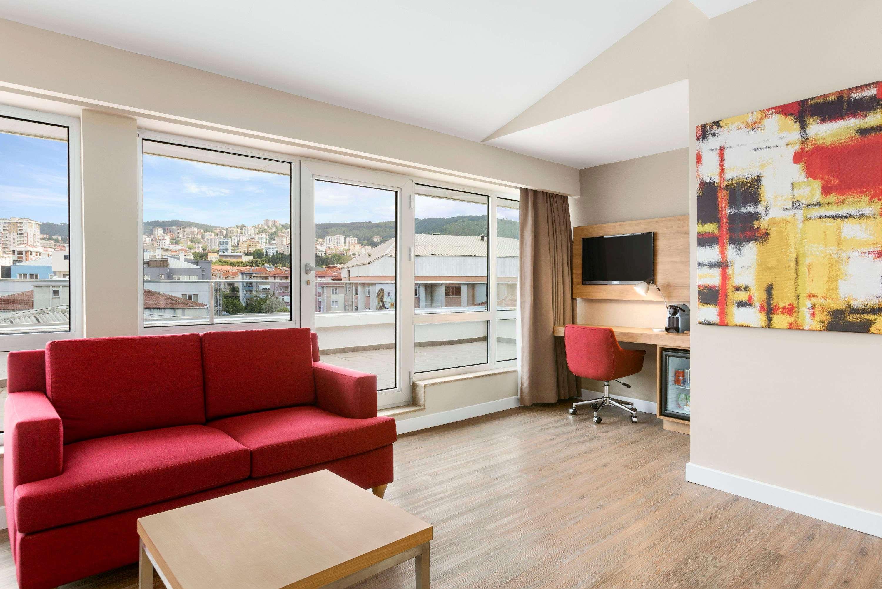 Ramada Encore Istanbul Kartal Εξωτερικό φωτογραφία
