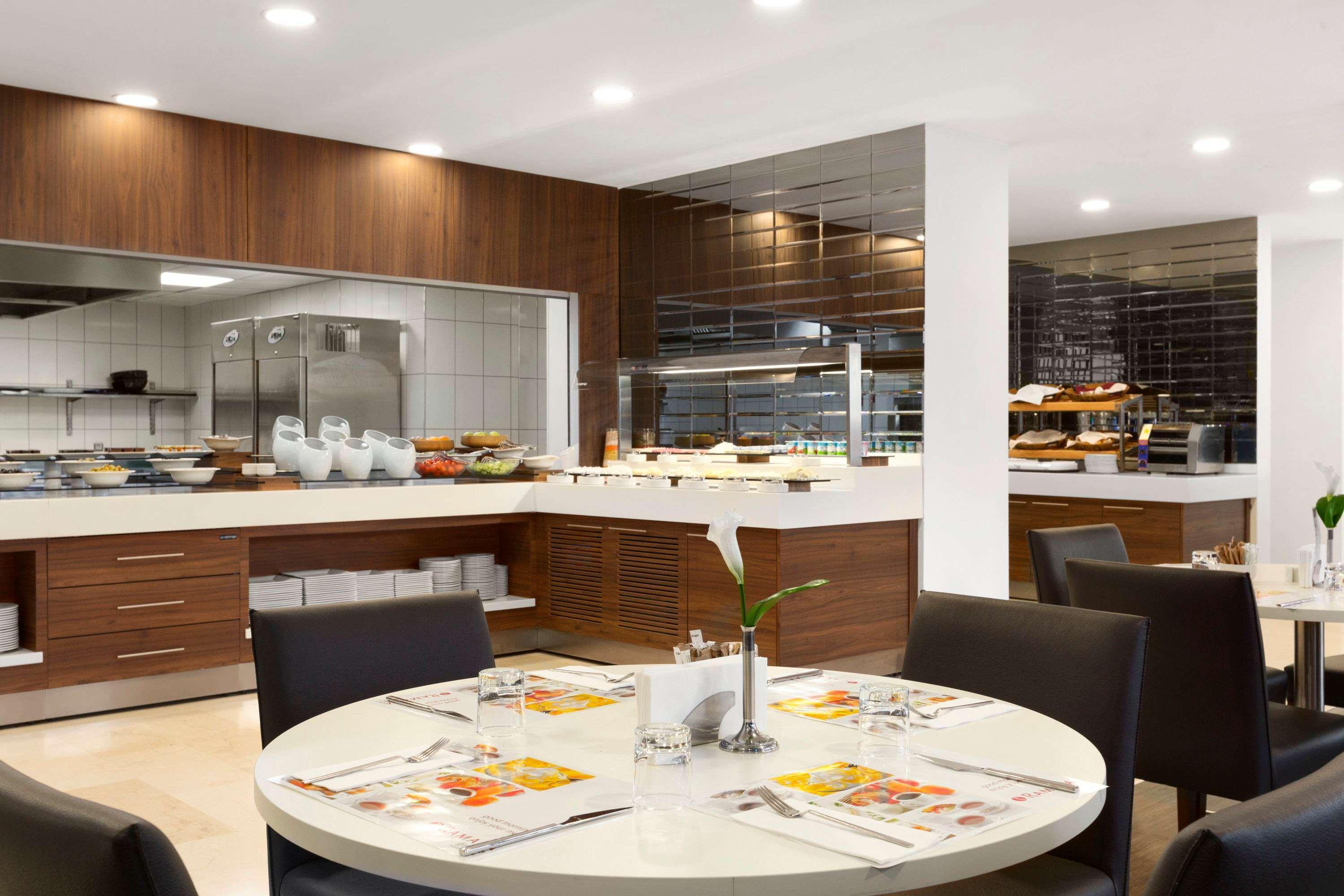 Ramada Encore Istanbul Kartal Εξωτερικό φωτογραφία