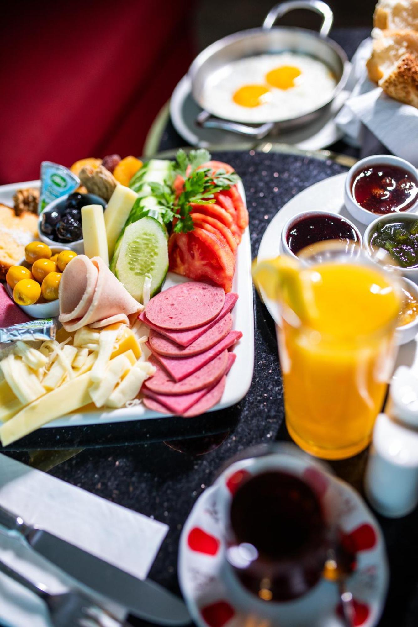 Ramada Encore Istanbul Kartal Εξωτερικό φωτογραφία