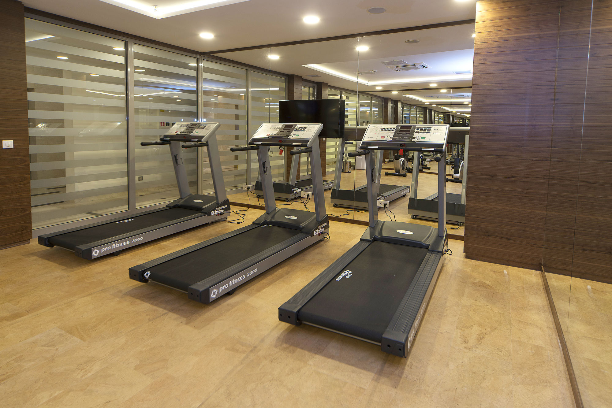 Ramada Encore Istanbul Kartal Εξωτερικό φωτογραφία