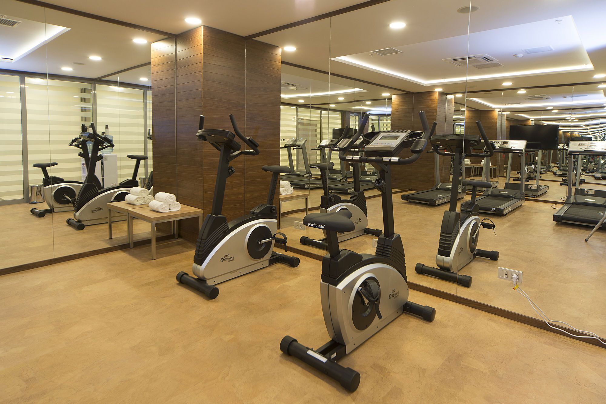 Ramada Encore Istanbul Kartal Εξωτερικό φωτογραφία
